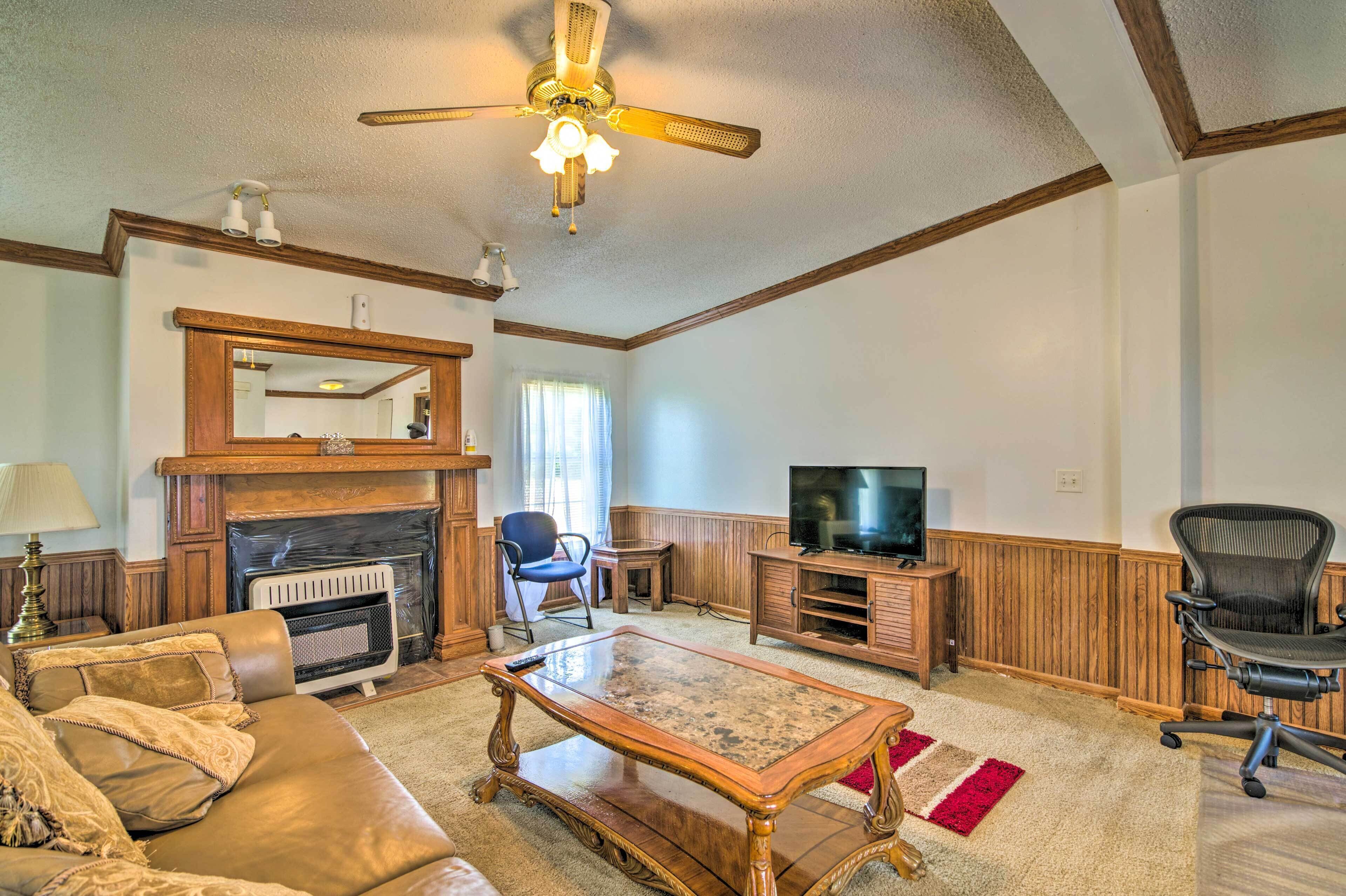 House (3 Bedrooms) | Interior