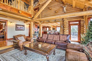 Rumah (5 Bedrooms) | Interior