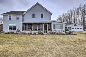 House (5 Bedrooms) | Front of property - Spacious Sheboygan Home w/ Grill & Fire Pit! (Sheboygan)