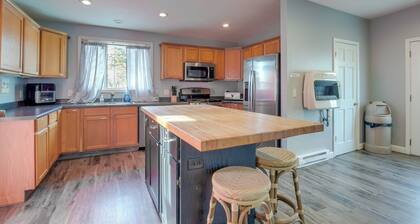 Spacious Sheboygan Home w/ Grill & Fire Pit!