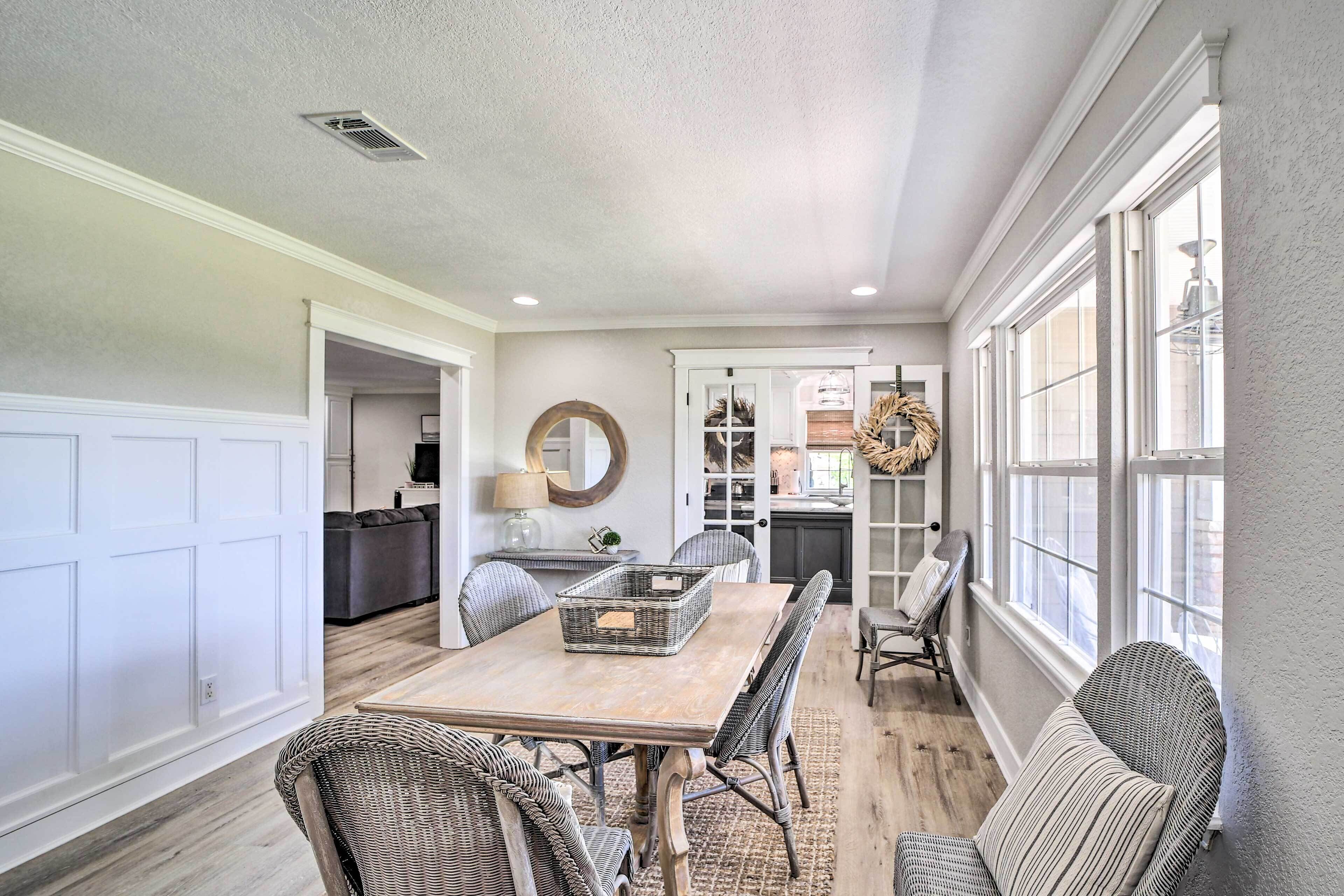 House (2 Bedrooms) | Interior