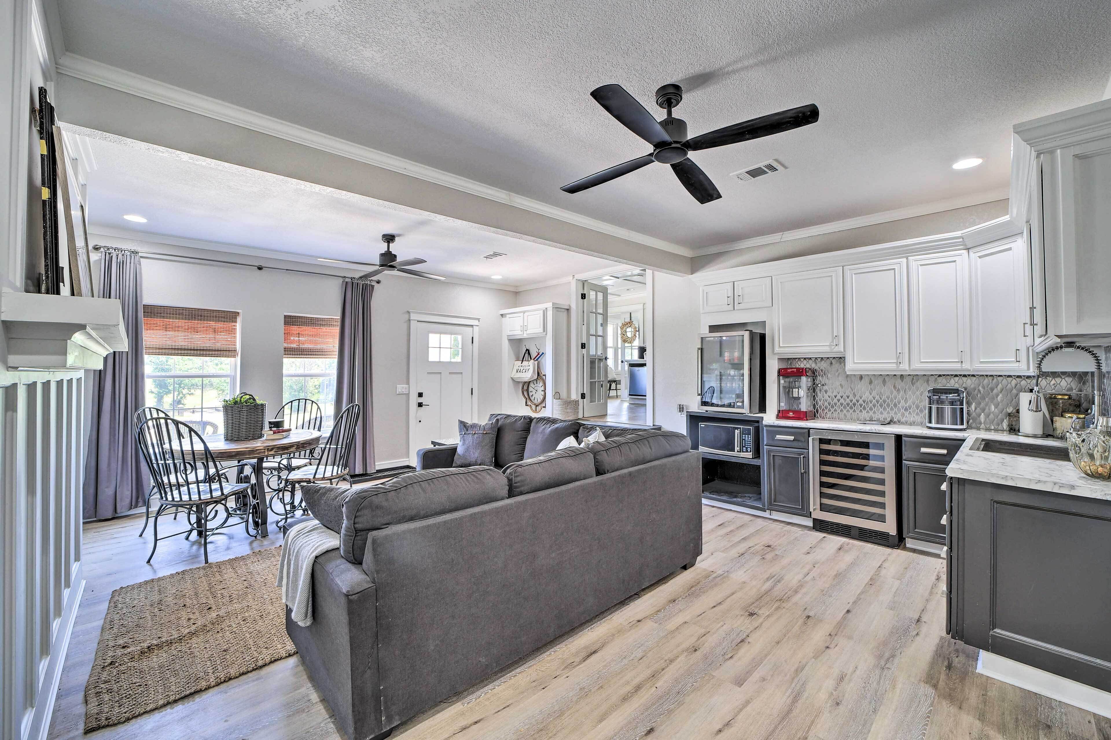 Rumah (2 Bedrooms) | Interior