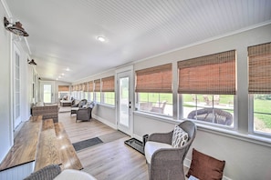 House (2 Bedrooms) | Interior - Stunning Oklahoma Home ~ 3 Mi to Spiro Mounds (Spiro)