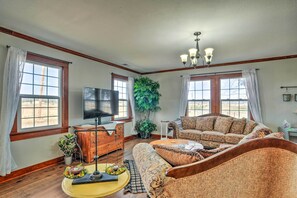 Talo (4 Bedrooms) | Sisätilat