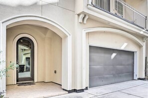 Exterior detail - Pet-friendly Houston Townhome, 6 Mi to Dtwn! (Houston)