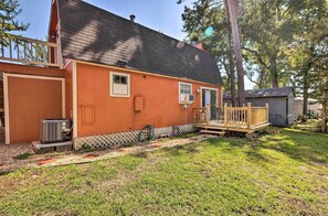 House (3 Bedrooms) | Interior - Sunny Willis Escape w/ Deck & Lake Access! (Willis)