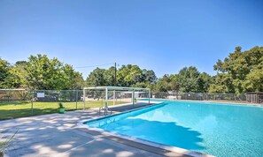 House (3 Bedrooms) | Interior - Sunny Willis Escape w/ Deck & Lake Access! (Willis)
