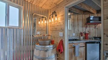 Apartment (0 Bedroom) | Interior