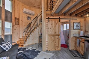 Apartment (0 Bedroom) | Interior