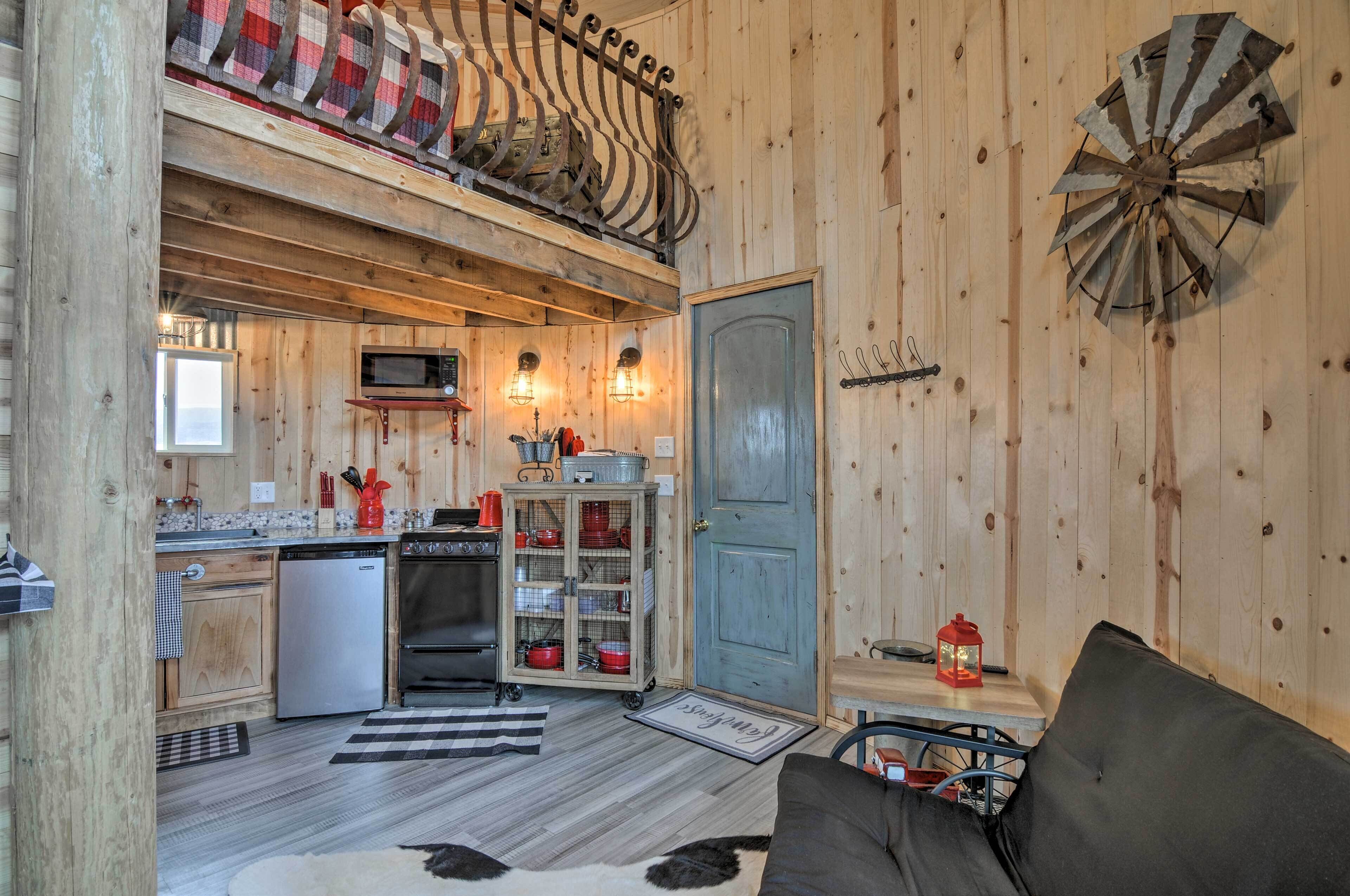 Apartment (0 Bedroom) | Interior