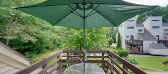 Unique Thornton Townhome: Swim, Ski, & Hike!