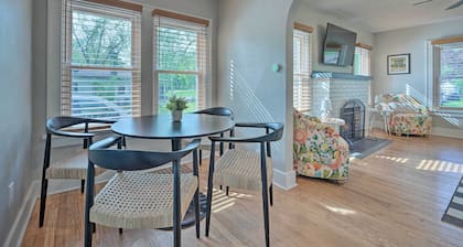 Benton Harbor 'gracie Cottage' w/ Hot Tub + Yard!