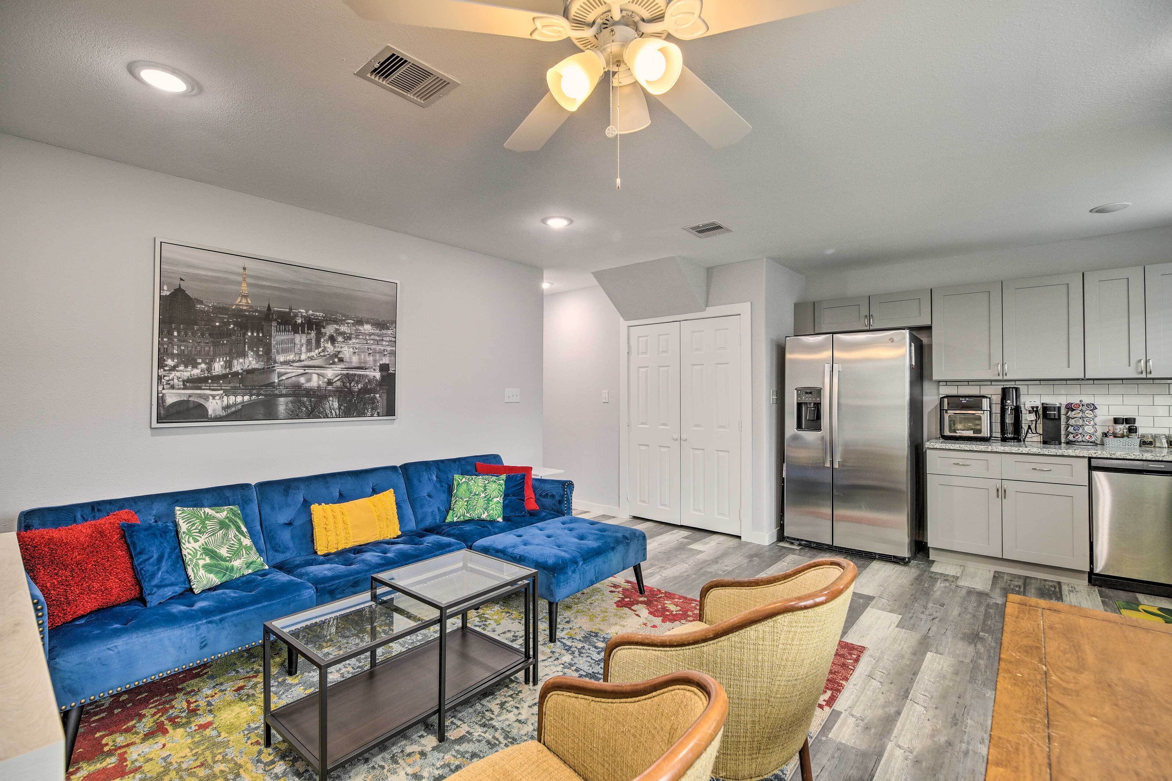 Vibrant Houston House - 5 Mi to Downtown!
