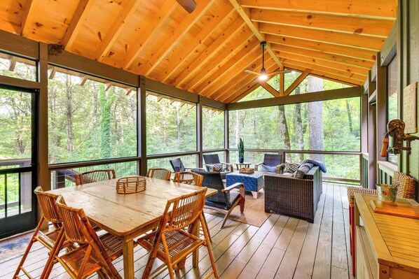 House (4 Bedrooms) | Interior - Tranquil Highlands Cottage With Fire Pit & Stream! (Highlands)