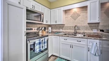 Mökki (2 Bedrooms) | Sisätilat