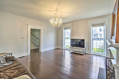 Historic Troy Home Enjoyable Dining Steps Away