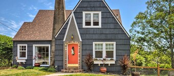The Old Mccullough Home w/ Rooftop Deck, View