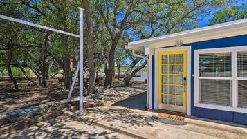 Cottage (3 Bedrooms) | Interior