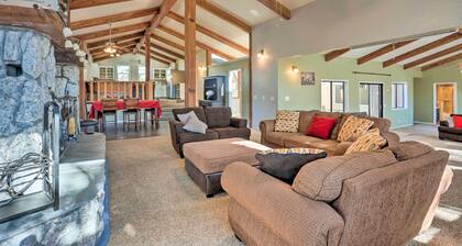 Yosemite Home w/ Deck < 4 Mi to Bass Lake!