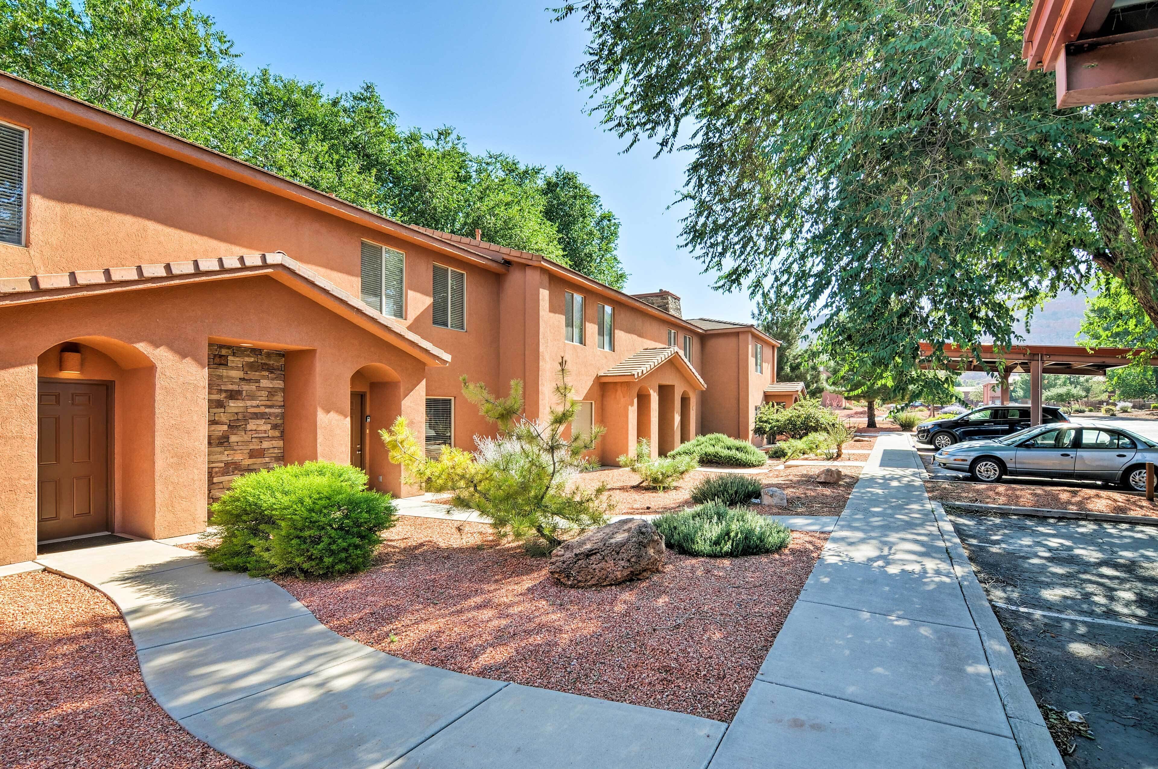 Kanab Condo w/ Pool & AC < 1 Mi to Attractions!