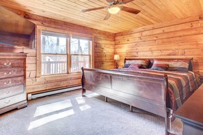 House (3 Bedrooms) | Interior - Pocono Vacation Rental With Game Room! (Tobyhanna)