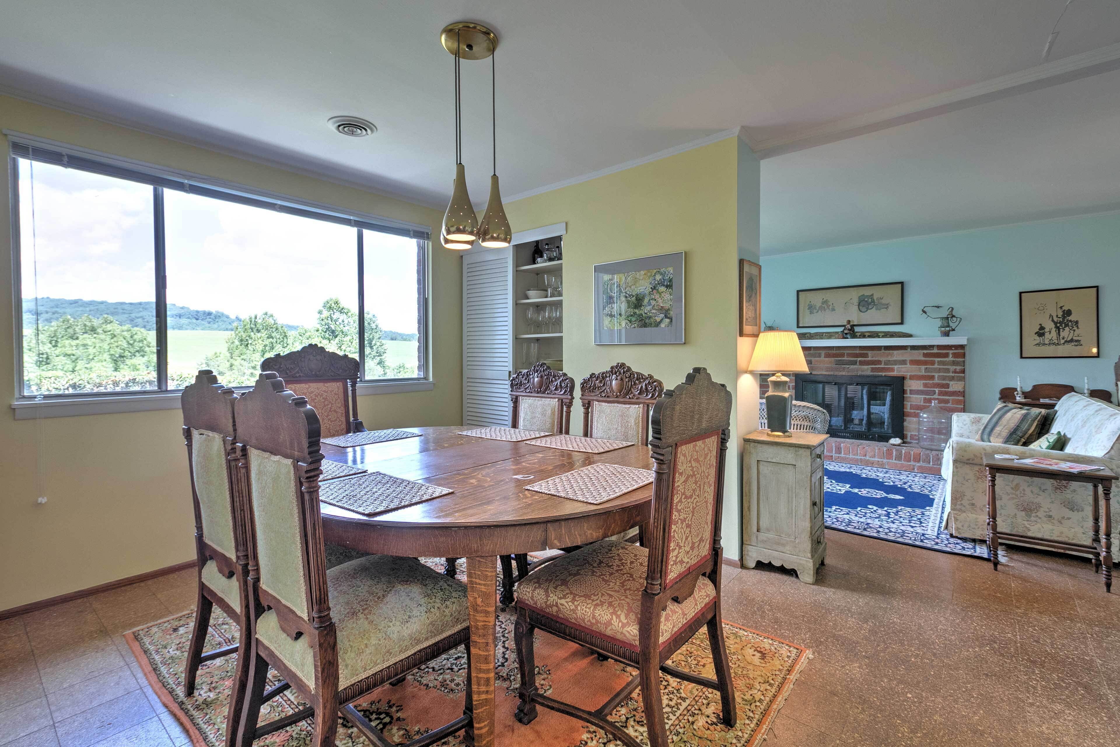 House (4 Bedrooms) | Interior