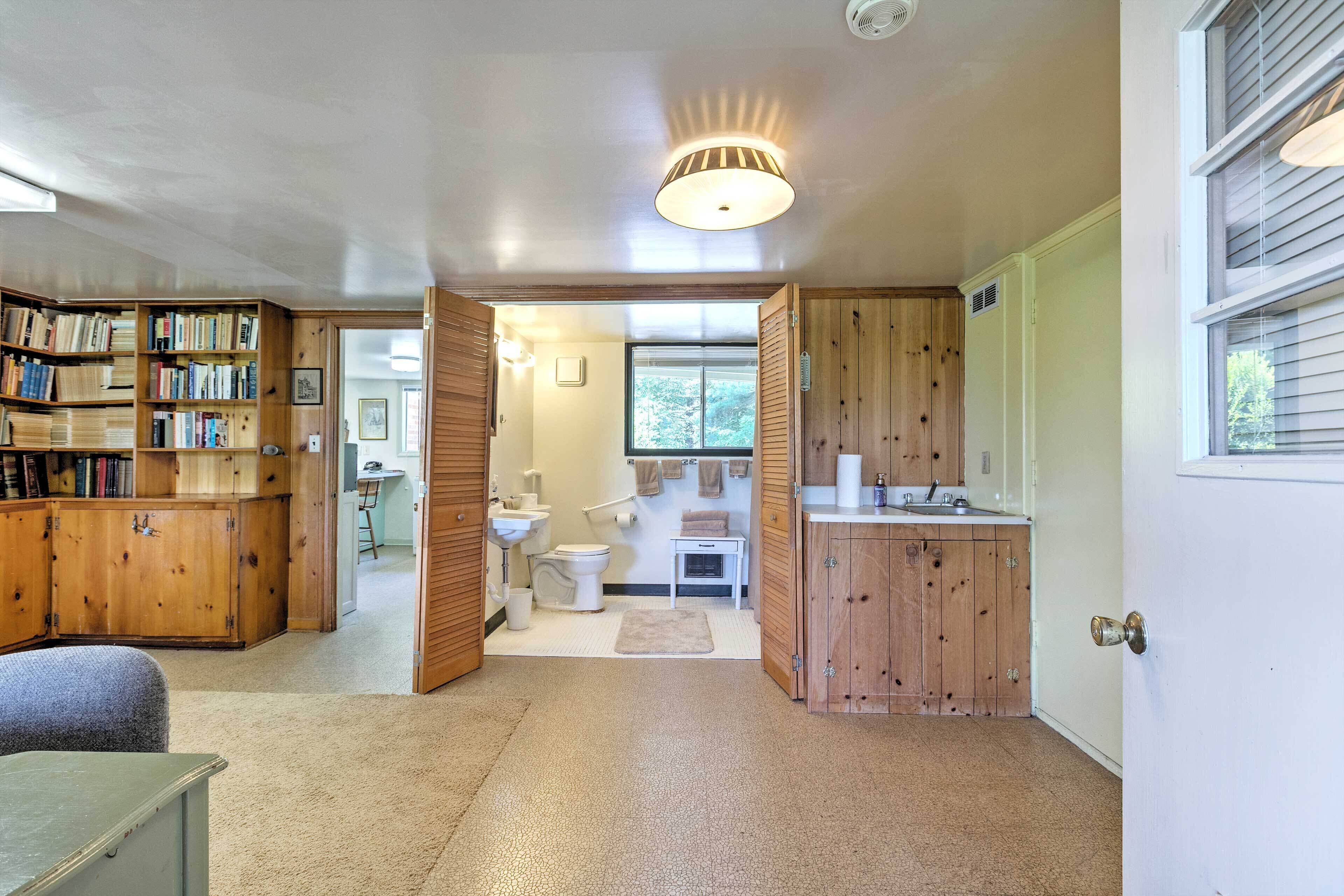 House (4 Bedrooms) | Interior