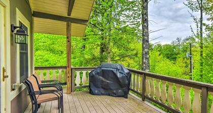 Spacious Bartlett Home w/ Fireplace + Kitchen