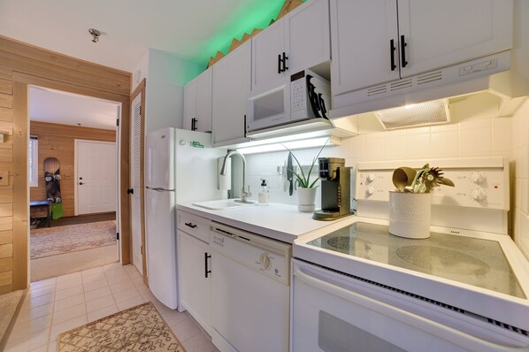 Apartment (1 Bedroom) | Interior