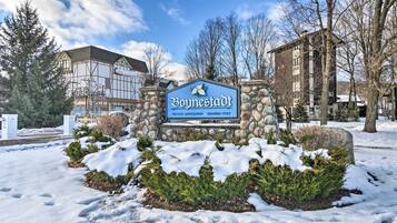 Apartment (1 Bedroom) | Interior