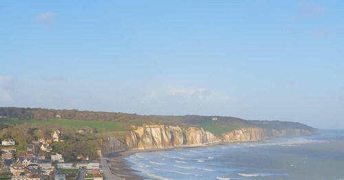 Gîte CLAPEC, appartement lumineux à 2 pas de la plage et de Dieppe!