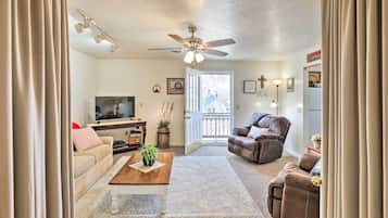 Apartment (1 Bedroom) | Interior