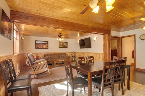 Apartment (1 Bedroom) | Interior - The Bridgeway Casita - Apt Near Natl Parks (Duck Creek Village)