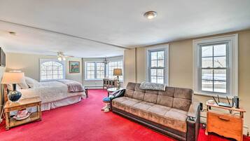House (5 Bedrooms) | Interior