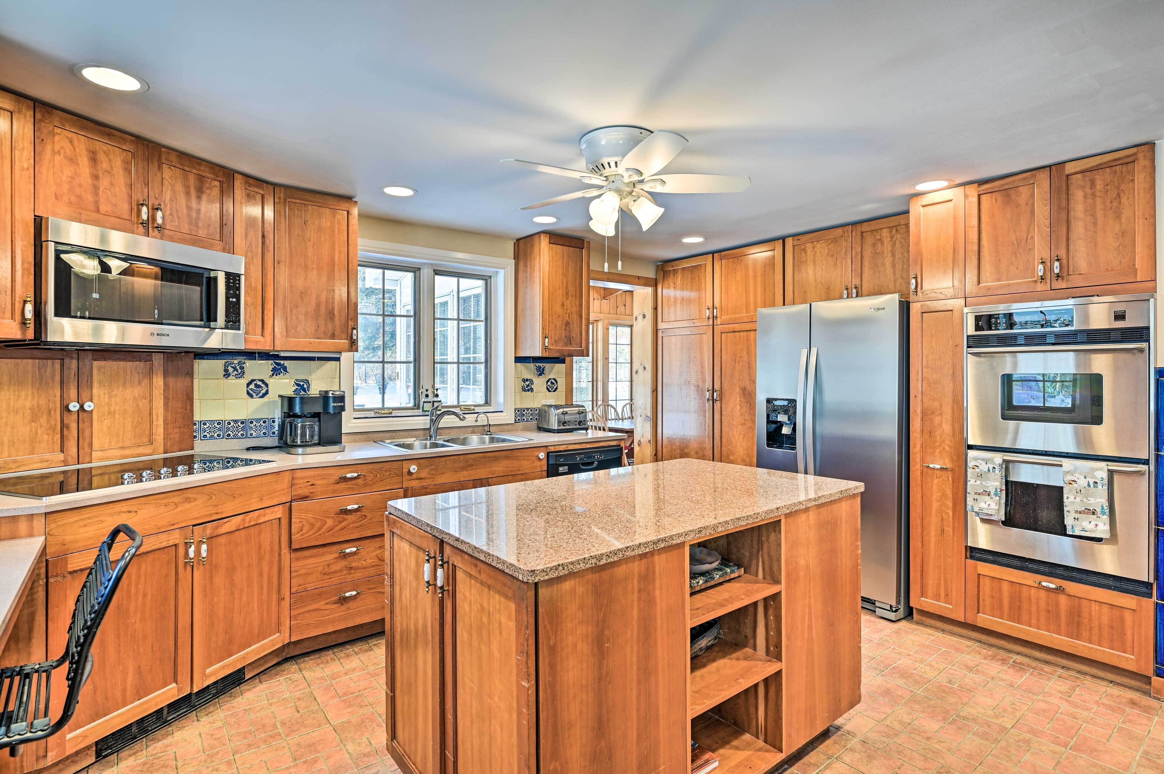 All Year-round Retreat Near Windham Mountain