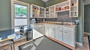 Rumah (2 Bedrooms) | Interior