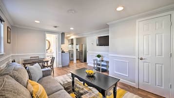 House (1 Bedroom) | Front of property