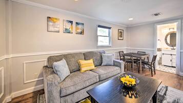 House (1 Bedroom) | Interior