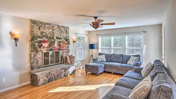 Rumah (5 Bedrooms) | Interior