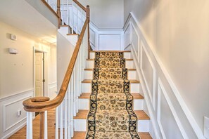 House (5 Bedrooms) | Interior - Pet-friendly Beacon Area Vacation Rental: 6 Acres (Lagrangeville)