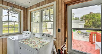Charming Beaufort Getaway: Walk to the Waterfront!