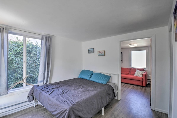 Chaumière (1 Bedroom) | 1 chambre, espace de travail pour ordinateurs portables, literie fournie