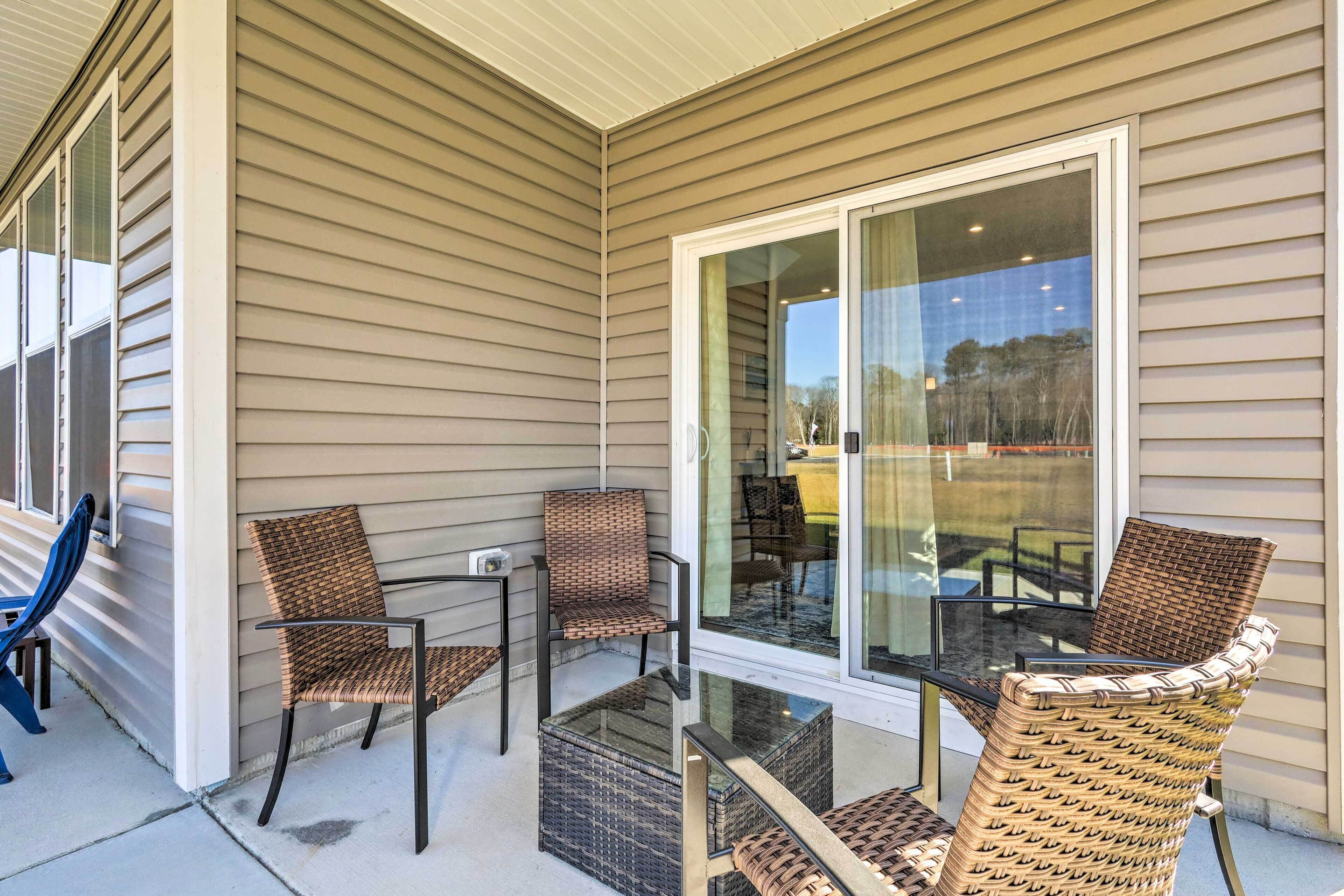 Charming Bethany Beach Home, 5 Mi to Ocean!