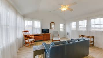 Cottage (1 Bedroom) | Interior