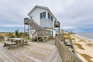 Interior - Private Beach Access! Bayfront Cape May Cottage (Cape May Court House)