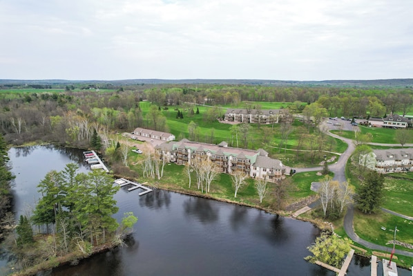 Interior - Cozy Birchwood Condo on Tagalong Golf Course! (Birchwood)