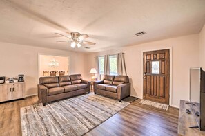 House (3 Bedrooms) | Interior - Cozy Stigler Escape, Walk to Lake Eufaula! (Stigler)