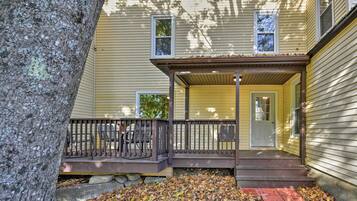 Apartment (3 Bedrooms) | Front of property