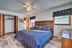House (4 Bedrooms) | Interior - Cozy Vacation Rental Home Near Watauga Lake! (Elizabethton)