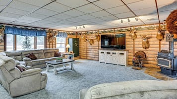 House (3 Bedrooms) | Front of property